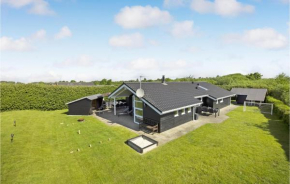 3 Bedroom Pet Friendly Home In Tarm